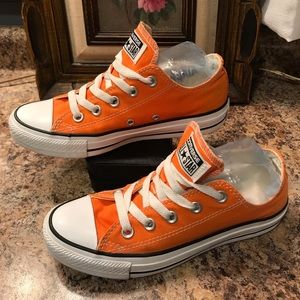 Converse Chuck Taylors Orange woman’s size 6